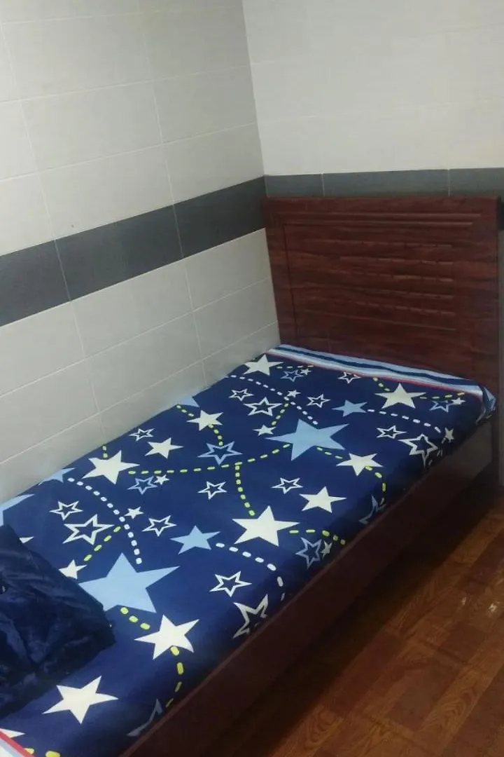 Budget Couple Rooms Near Burjuman Exit 4 In Center Of Bur Dubai Homestay