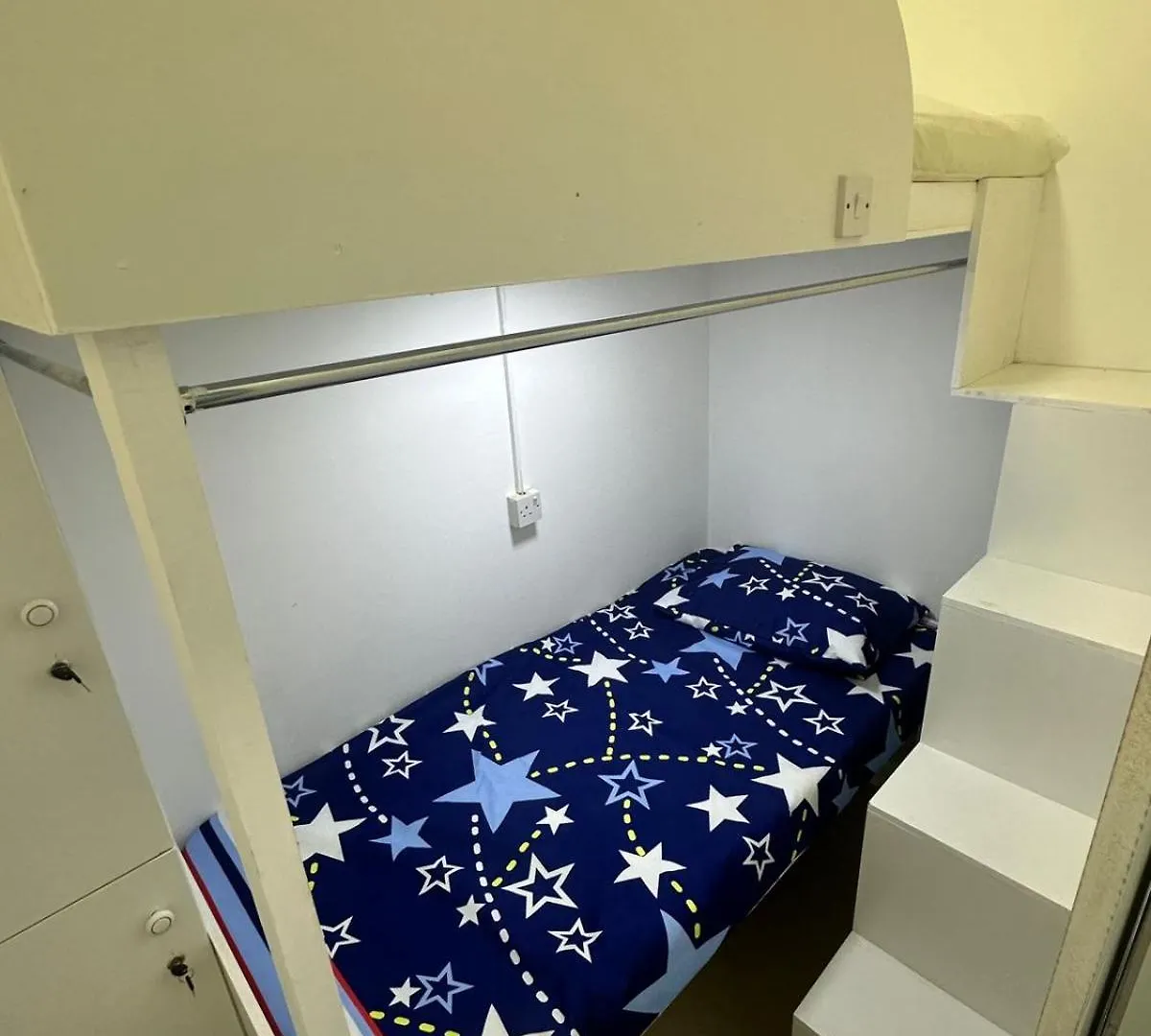 Budget Couple Rooms Near Burjuman Exit 4 In Center Of Bur דובאי 0*,